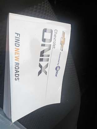 CHEVROLET-ONIX-2019