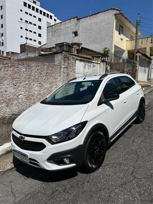 CHEVROLET ONIX 1.4 MPFI ACTIV 8V FLEX 4P AUTOMÁTICO