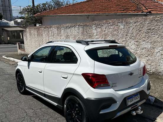 CHEVROLET-ONIX-1.4 MPFI ACTIV 8V FLEX 4P AUTOMÁTICO CHEVROLET-ONIX-2018
