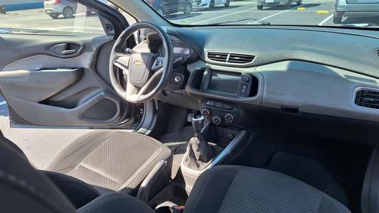 CHEVROLET-ONIX-2016