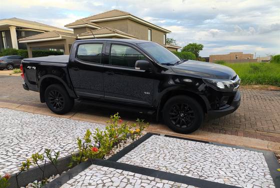 CHEVROLET S10 2.8 16V TURBO DIESEL WT CD 4X4 AUTOMÁTICO
