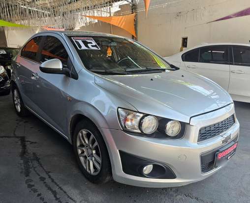 CHEVROLET-SONIC-2012