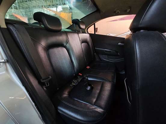 CHEVROLET-SONIC-2012