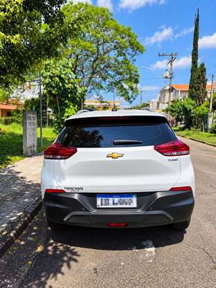 CHEVROLET-TRACKER-2020