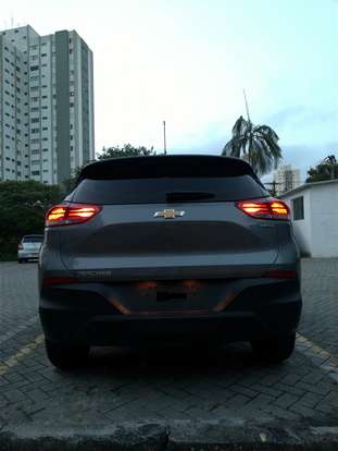 CHEVROLET-TRACKER-2021