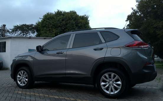 CHEVROLET-TRACKER-2021