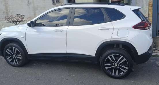CHEVROLET-TRACKER-2024