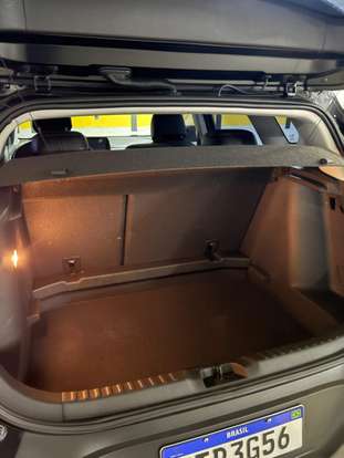 CHEVROLET-TRACKER-2023