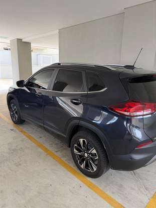 CHEVROLET-TRACKER-2023