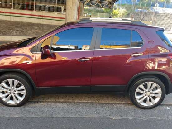 CHEVROLET-TRACKER-2017