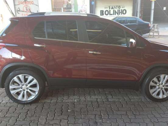 CHEVROLET-TRACKER-2017