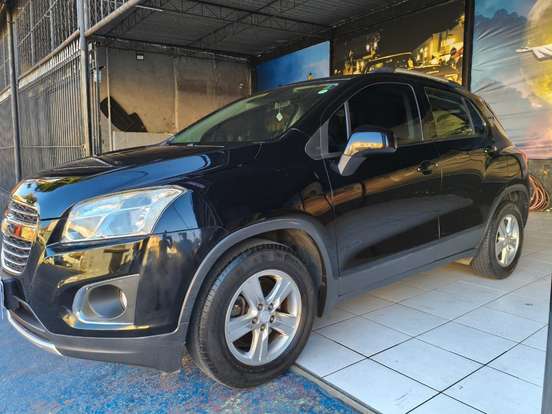 CHEVROLET-TRACKER-2016