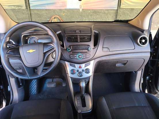CHEVROLET-TRACKER-2016