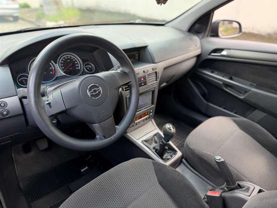 CHEVROLET-VECTRA-2.0 MPFI GT HATCH 8V FLEX 4P MANUAL CHEVROLET-VECTRA-2007