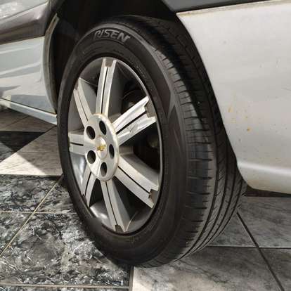 CHEVROLET-ZAFIRA-2010