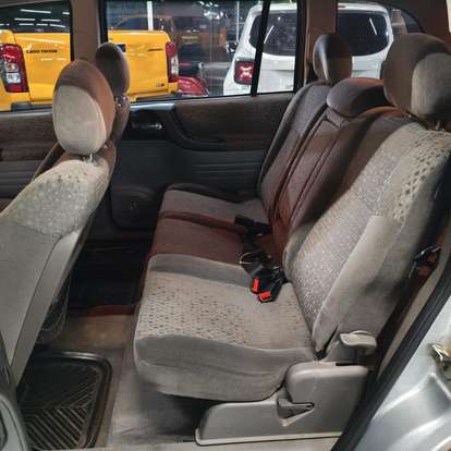 CHEVROLET-ZAFIRA-2010