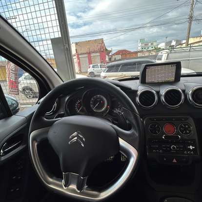 CITROËN-C3-1.6 EXCLUSIVE 16V FLEX 4P AUTOMÁTICO CITROËN-C3-2014
