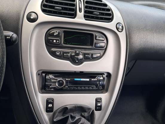 CITROËN-XSARA PICASSO-1.6 I EXCLUSIVE 16V FLEX 4P MANUAL CITROËN-XSARA PICASSO-2011