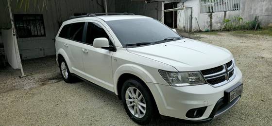 DODGE JOURNEY 3.6 SXT V6 GASOLINA 4P AUTOMÁTICO