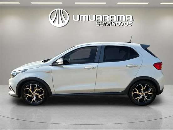 FIAT-ARGO-1.8 E.TORQ FLEX HGT MANUAL FIAT-ARGO-2017