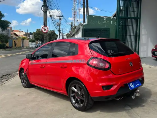 FIAT-BRAVO-1.8 SPORTING 16V FLEX 4P AUTOMATIZADO FIAT-BRAVO-2015