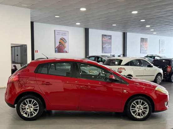 FIAT-BRAVO-1.8 ESSENCE 16V FLEX 4P MANUAL FIAT-BRAVO-2011