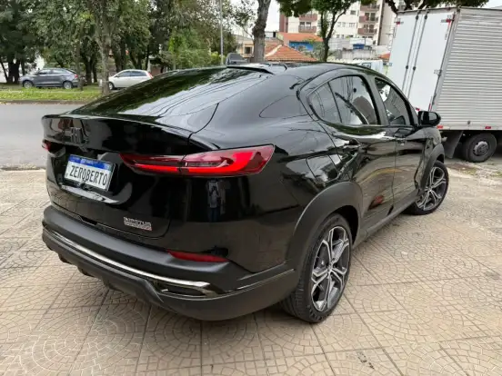 FIAT-FASTBACK-2024