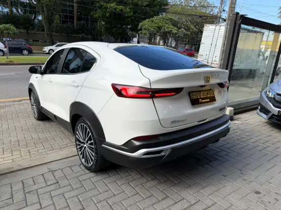 FIAT-FASTBACK-2023