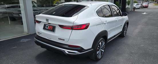 FIAT-FASTBACK-2024