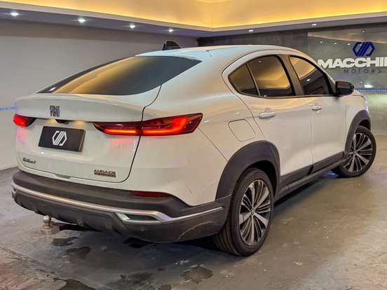 FIAT-FASTBACK-2023
