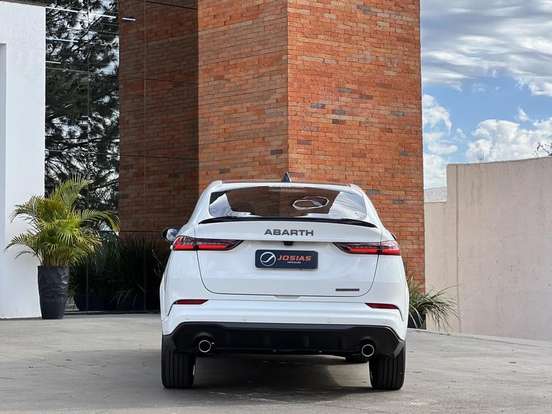 FIAT-FASTBACK-1.3 TURBO 270 FLEX ABARTH AT6 FIAT-FASTBACK-2025
