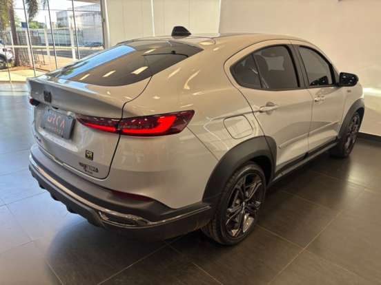 FIAT-FASTBACK-2022