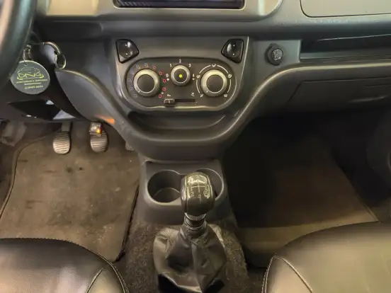 FIAT-FIORINO-2019