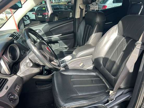 FIAT-FREEMONT-2.4 EMOTION 16V GASOLINA 4P AUTOMÁTICO FIAT-FREEMONT-2011