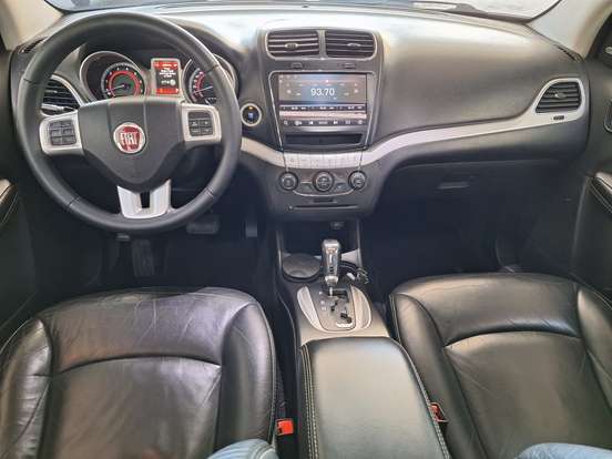 FIAT-FREEMONT-2.4 PRECISION 16V GASOLINA 4P AUTOMÁTICO FIAT-FREEMONT-2015