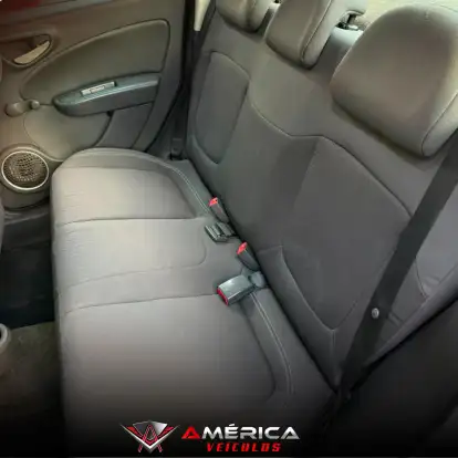 FIAT-GRAND SIENA-2013