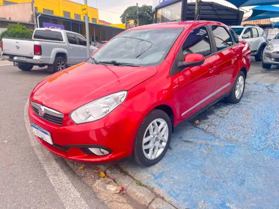 FIAT-GRAND SIENA-1.6 MPI ESSENCE 16V FLEX 4P AUTOMATIZADO FIAT-GRAND SIENA-2014