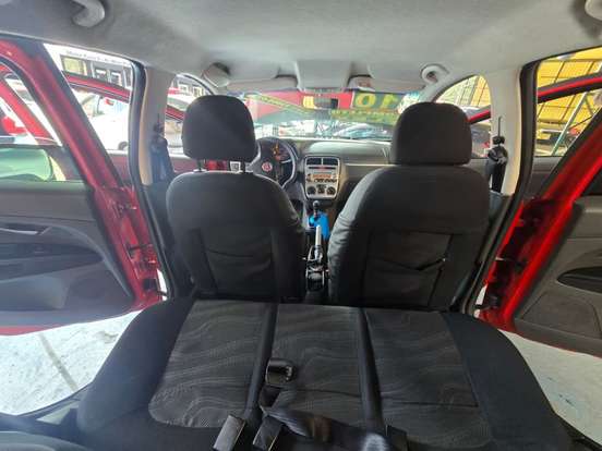 FIAT-PUNTO-1.4 ELX 8V FLEX 4P MANUAL FIAT-PUNTO-2009
