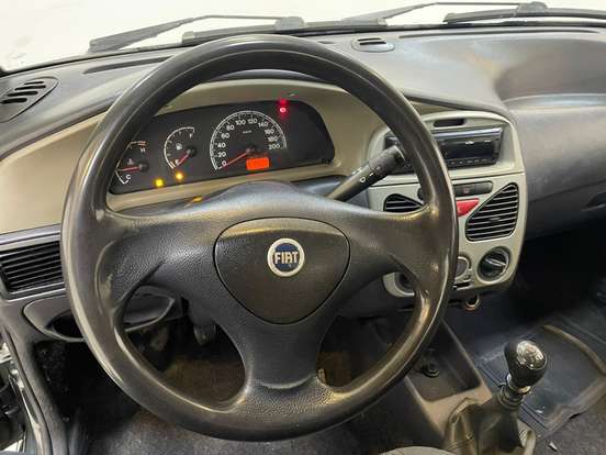 FIAT-SIENA-2008