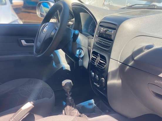 FIAT-SIENA-2013