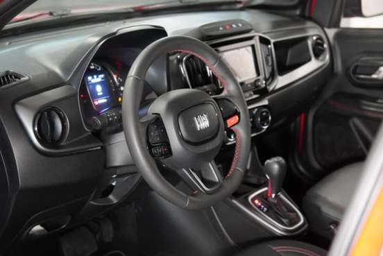 FIAT-STRADA-1.0 TURBO 200 FLEX ULTRA CD CVT FIAT-STRADA-2024