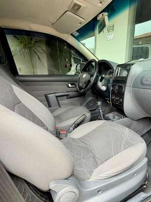 FIAT-STRADA-2015