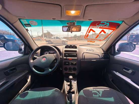 FIAT-STRADA-1.8 16V MANUAL 2P GASOLINA FIAT-STRADA-2011