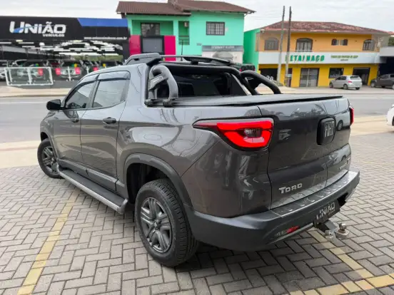 FIAT-TORO-1.3 TURBO 270 FLEX ENDURANCE AT6 FIAT-TORO-2023