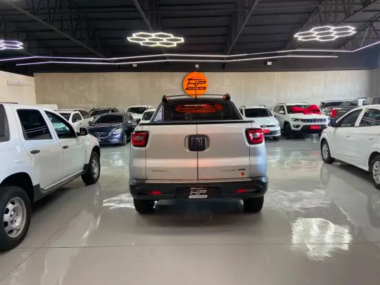 FIAT-TORO-2016