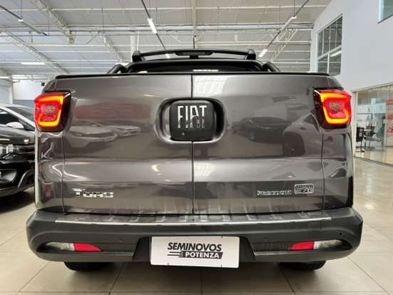 FIAT-TORO-2021