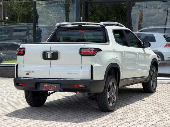 FIAT-TORO-1.3 TURBO 270 FLEX VOLCANO AT6 FIAT-TORO-2026