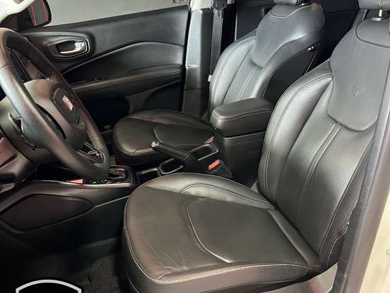 FIAT-TORO-1.3 TURBO 270 FLEX VOLCANO AT6 FIAT-TORO-2023