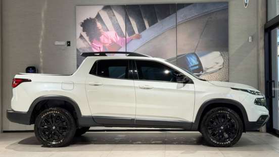 FIAT-TORO-2023