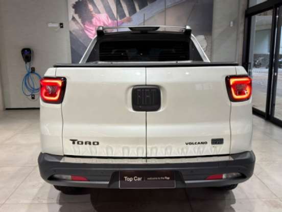 FIAT-TORO-1.3 TURBO 270 FLEX VOLCANO AT6 FIAT-TORO-2023